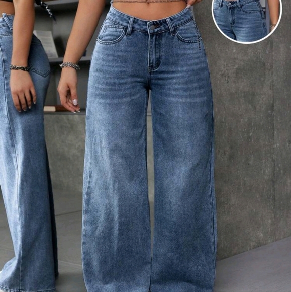 Women's V-Neck Front Button Pocket Casual Low Waist Baggy Jeans - Picture 1 of 6